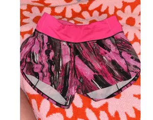 Lululemon shorts thumbnail 1