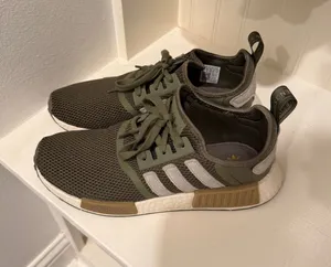 Adidas Women’s Shoes thumbnail 1