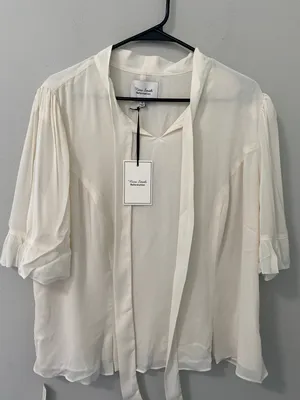 New Reformation x Nara Smith Cloud Egg Blouse Size 18 thumbnail 1