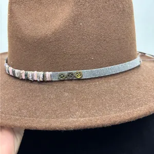 Brown Felt Hat with band thumbnail 5