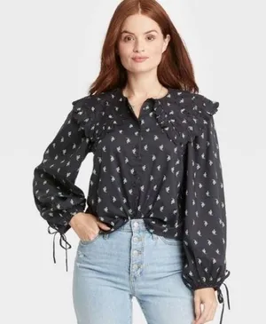 Universal Threads Balloon Long Sleeve Button-Down Shirt thumbnail 1