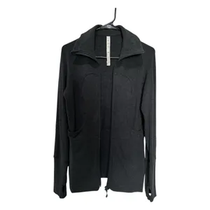 Lululemon Jacket Size 8 High collar, thumbholes, and signature logo thumbnail 4