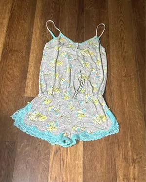 Victoria’s Secret Knit Jumper Romper With Drawstring Size Small Petite. thumbnail 5