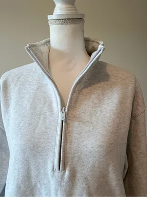 Aritzia Cozy Sweatfleece Boyfriend 1/2 Zip oversized sweatshirt size small NWT thumbnail 11