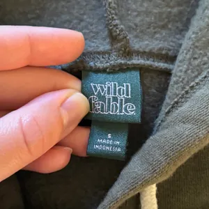 Wild Fable Women’s Olive Army Green Cozy Soft Cotton Cropped Hoodie Size Small thumbnail 3