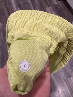 Lululemon neon yellow speed shorts size 4 thumbnail 5