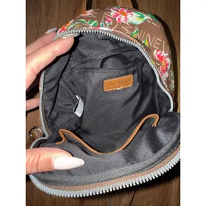 Small Nine West floral purse backpack. Minor flaw‎ on back in pictures. thumbnail 4