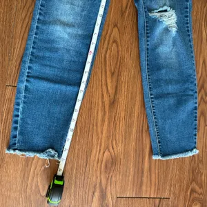 Refuge Women’s Distressed Medium Wash Skinny Jeans Size 8 thumbnail 8