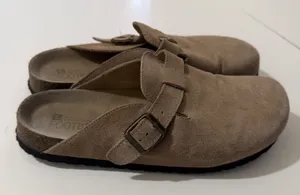 White Mountain Footbeds‎ Womens Size 9 Leather Taupe Suede Buckle Clog Mules thumbnail 1