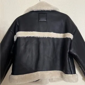 Abercrombie & Fitch Cropped Vegan Leather Sherpa Jacket size M oversized fit thumbnail 11