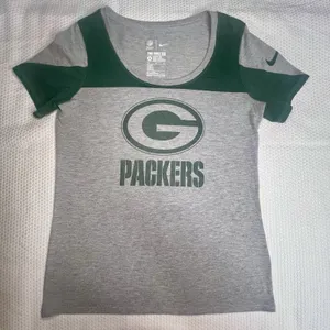 Nike Tee NFL Green Bay Packers Womens M Gray Green Short Sleeve Logo‎ Football thumbnail 1