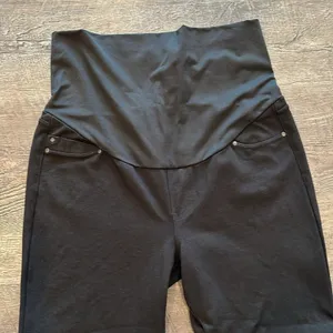 Liverpool 10 Reagan Black Maternity‎ Skinny Pant thumbnail 4