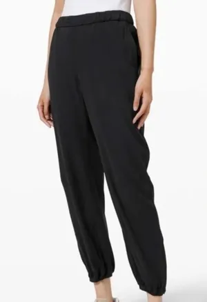 Lululemon Essential Affinity Mid Rise Joggers Black 4 thumbnail 11