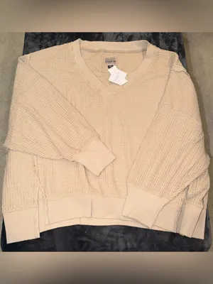 American Eagle Big Hug V-Neck Waffle Sweatshirt Size Large New with tag thumbnail 8
