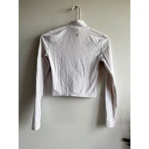 TnaAction Aritzia Women White Cropped Long‎ Sleeve Full Zip Athletic Jacket S thumbnail 3