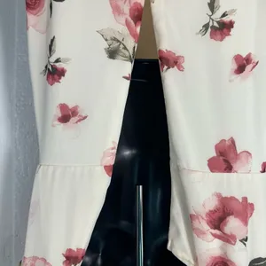 Lulus Cream Floral Flutter Sleeve Maxi Dress Size XS EUC thumbnail 13