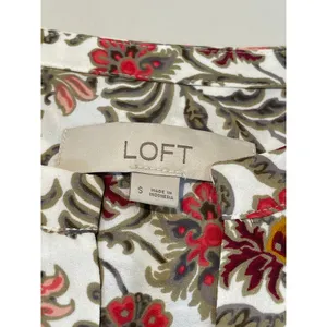 Ann Taylor LOFT Semi Sheer Floral Button‑Down Top Size S Lightweight thumbnail 5