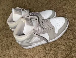 Air Jordan Nike 1 Mid thumbnail 1