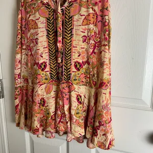 Free People "Summer in Tulum Floral Printed Linen Tunic Top - Size M⁠ thumbnail 9