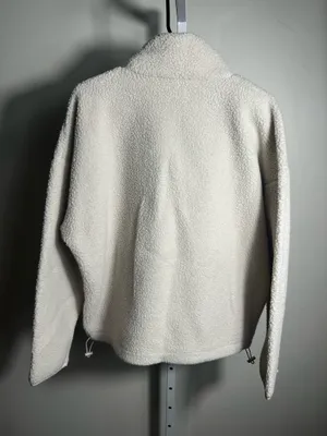 S107. WILO The Label, size Small, an ivory/cream cozy sherpa fleece pullover with snap placket, chest pocket, zip hand pockets, and adjustable hem. thumbnail 5