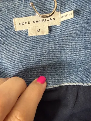 Good American Light Denim Vest with Gold-Tone Buttons size medium thumbnail 8
