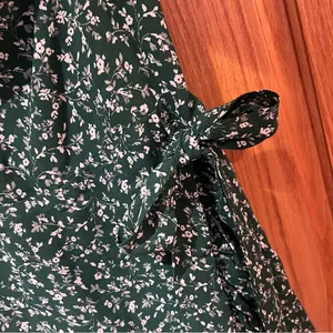 Reformation Camii Long Sleeve Chiffon Minidress‎ in Green Floral Parsley Size 0 thumbnail 8