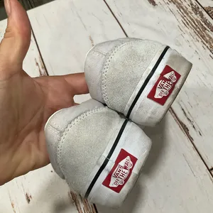 Vans Suede‎ And Canvas Light Grey And White Skate Shoes thumbnail 4