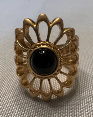 Lía Sofía Gold thumbnail 1