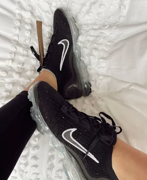 Nike Vapormax Shoes NWT thumbnail 1