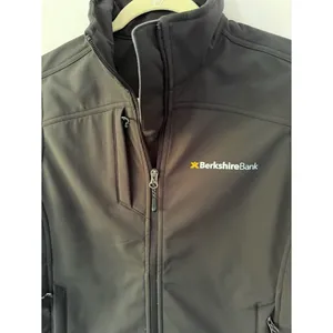 Berkshire Women's Black Softshell Vest Size M thumbnail 2