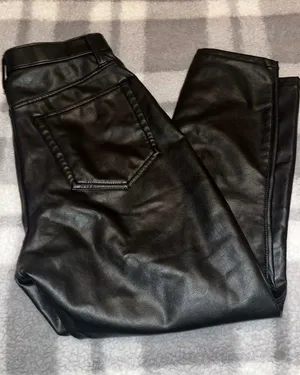 Abercrombie Skinny High Rise Leather Pants thumbnail 5