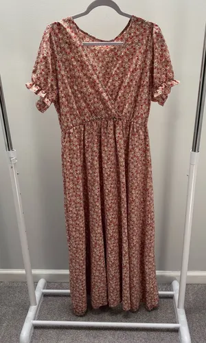 SHEIN Pink Floral Surplice Maxi Dress thumbnail 1