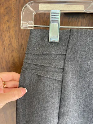 EXPRESS Gray Skirt Size 0 thumbnail 2