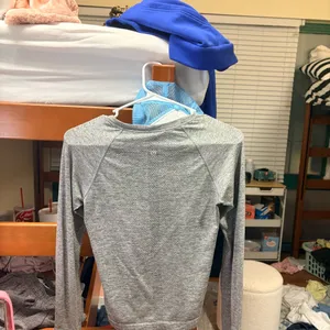 Lululemon Long Sleeve Swiftly Tech thumbnail 2