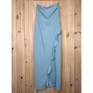 NWT Lulus After Hours Light Blue Strapless Ruffled Maxi Dress Gala Banquet Sz M thumbnail 2