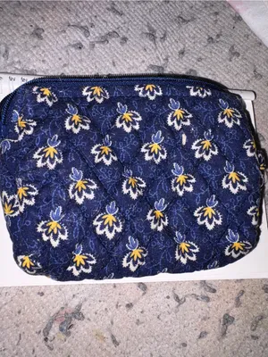 Vera Bradley like new 6 inch coin pouch thumbnail 3
