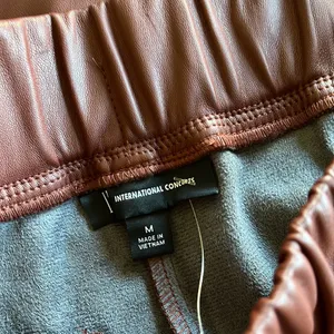 NWOT INC International Concept Faux Leather Joggers Pant High Waisted M thumbnail 7