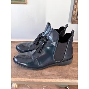 Zara Trafaluc Black‎ Leather Tassel Chelsea Ankle Boots 38 Preppy Coastal Rain thumbnail 8