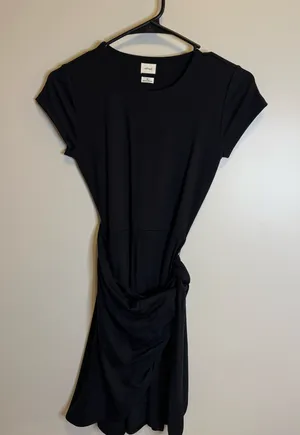 Black Aritzia Dress thumbnail 1