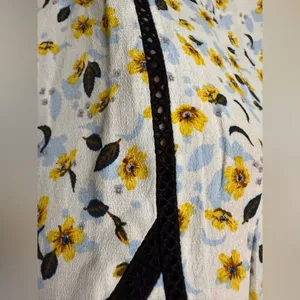 Zara White Black Lace Inset Blue and Yellow Floral Tank Top Blouse XS thumbnail 7