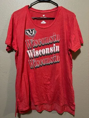 Fanatics Wisconsin Badgers T-Shirt - Women’s thumbnail 1