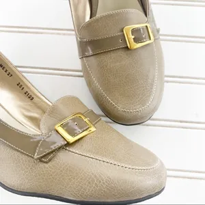 Tan Heels New without box Size 10‎ thumbnail 3
