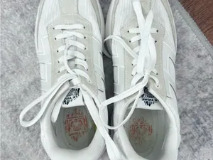 Women's Le Tigre Le TIGRE Baxter Sneaker sz 8 - good condition thumbnail 8