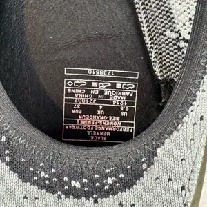 Merrill Synthetic Round Toe Flat in Grey‎ Size 6.5 thumbnail 9