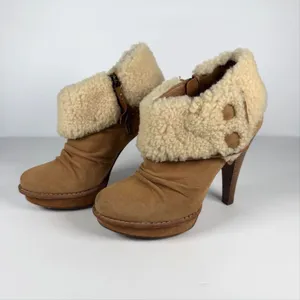 UGG Boots Womens Size 8 Brown Suede Shearling Ankle Cone Heel Zip Cuff Booties thumbnail 4