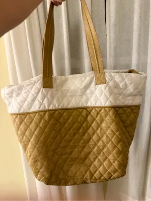Clever Carriage Company Quilted leather tote bag thumbnail 2