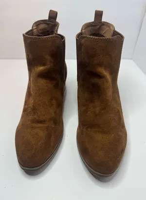 A New Day Brown Faux Suede Ankle Boots Womens Size 8.5 thumbnail 1
