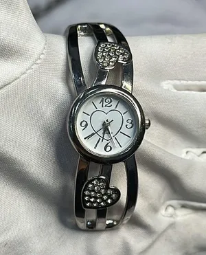 Vintage Y2K Heart Bangle Bracelet Watch Silver thumbnail 2