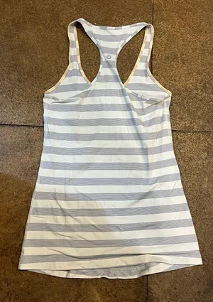 striped top thumbnail 2