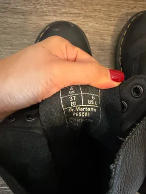 Dr. Martens Boots Leather Lace-Up Women’s thumbnail 4